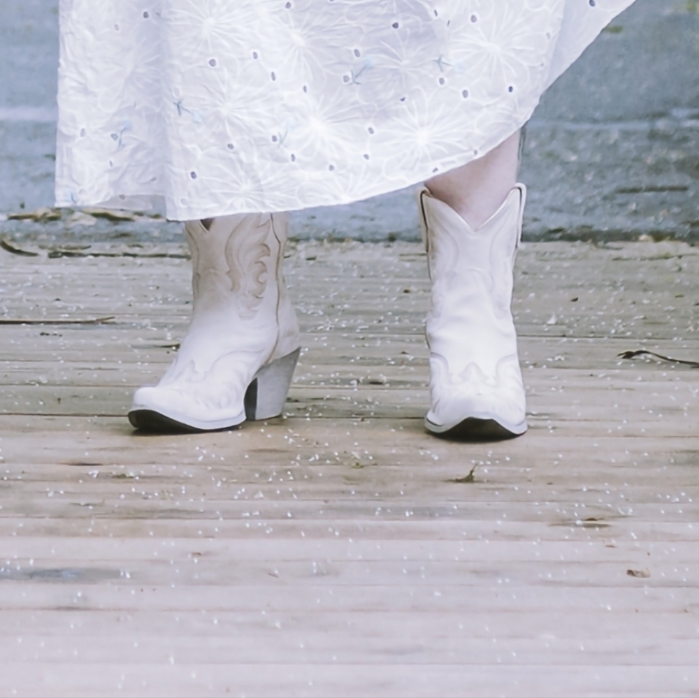 Ariat Women's Chandler Suede Western Booties - Snip Toe